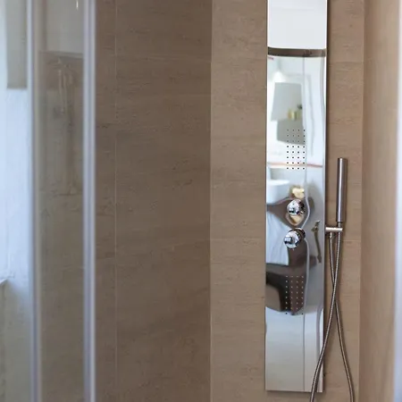 La Maison Del Borgo شقة *