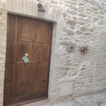 La Maison Del Borgo شقة