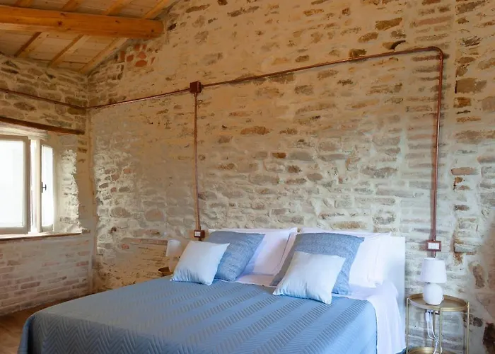La Maison Del Borgo Castiglioni (Marche)